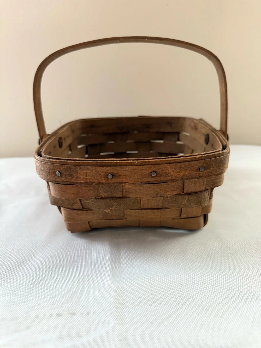 1985 Longaberger Brown Woven Square Berry Basket with Handle